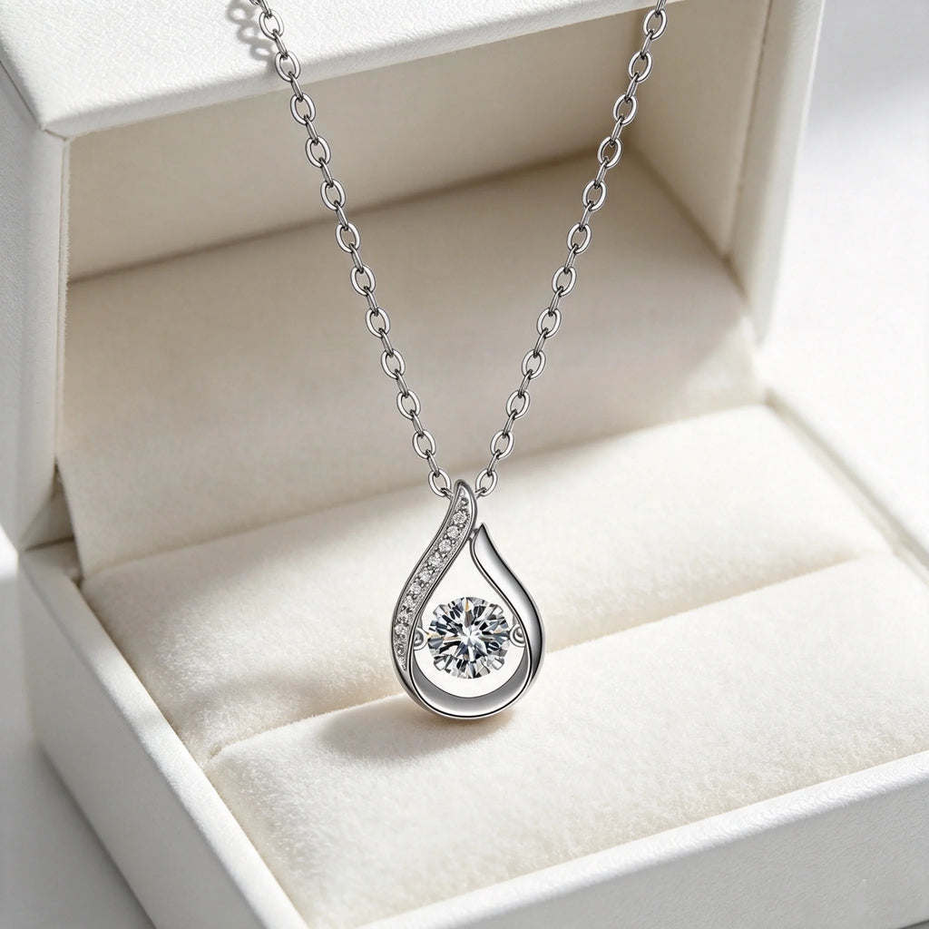 925 Sterling Silver Teardrop Shape Moissanite Pendant Necklace for Women, Round Brilliant Cut Center Stone Dainty Water Drop Charm Chain, Elegant Wedding Bridal Jewelry, Valentine's Day Anniversary Birthday Proposal Gift for
