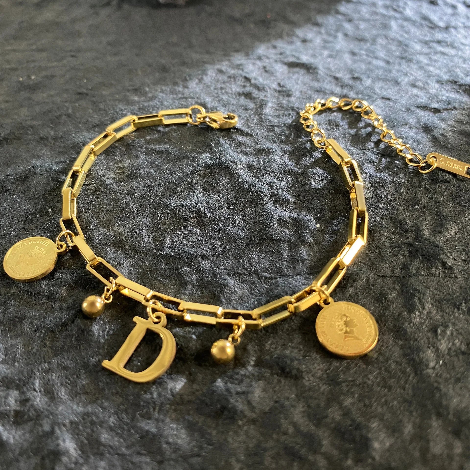1pc Queen Coin Letter plated Stainless Steel Bracelet for Women Small Bell Pendant Adjustable Bracelet Classic Jewelry Gift