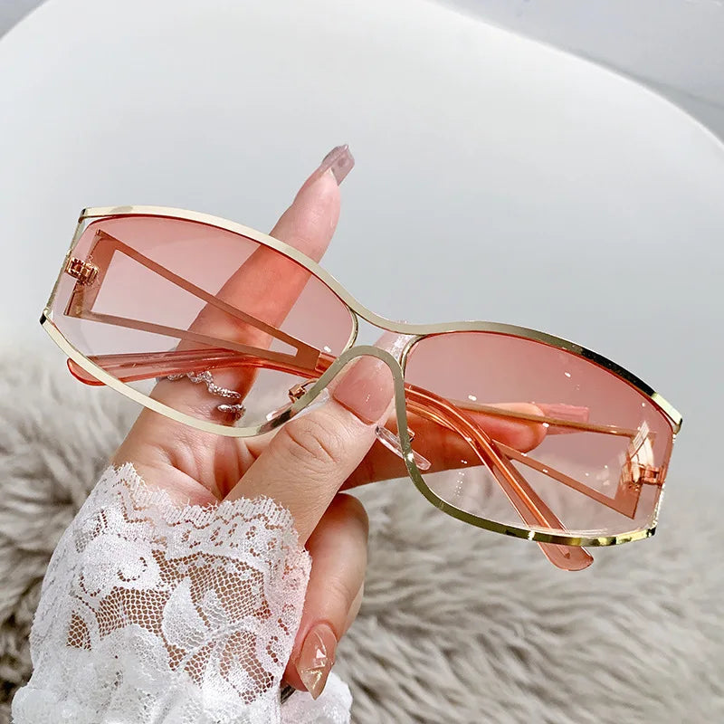 1 new European and American style high-end future technology-feeling color-changing sunglasses, personalized trend eye protection sunglasses, unisex