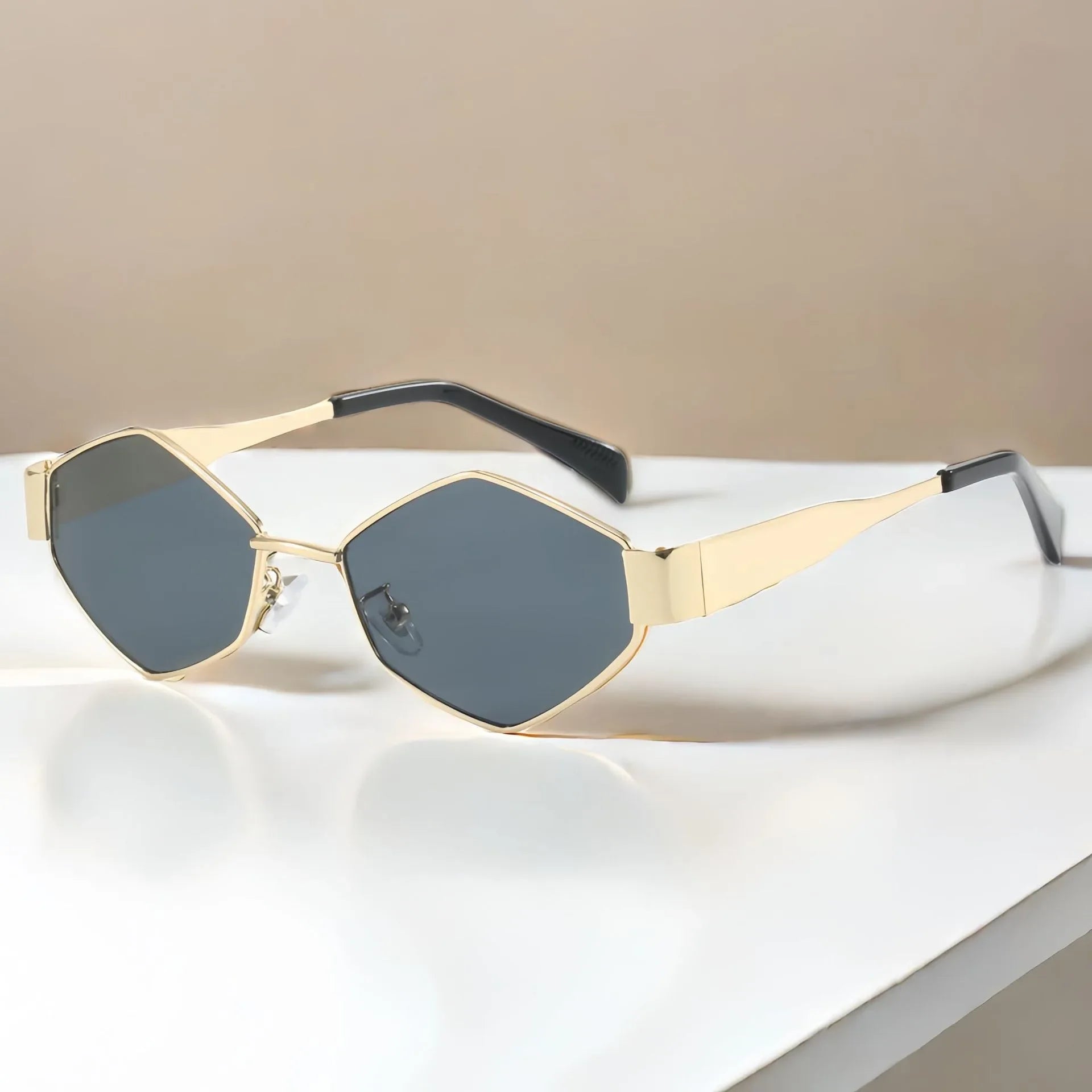 Fashion Hexagon Sunglasses Luxury Brand Design Unique Polygon Vintage Small Frame Eyewear Shades