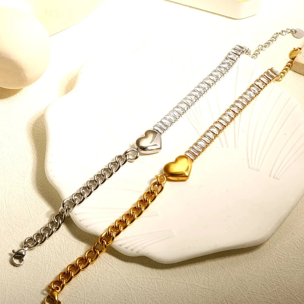 Stainless Steel Heart-shaped Ladies Elegant Bracelet  For Women Crystal Bangle