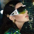 Integrated Sunglasses 2026 New Fashionable Sunglasses Trendy Large Frame Hollow Sunglasses for Men and Women mbzr