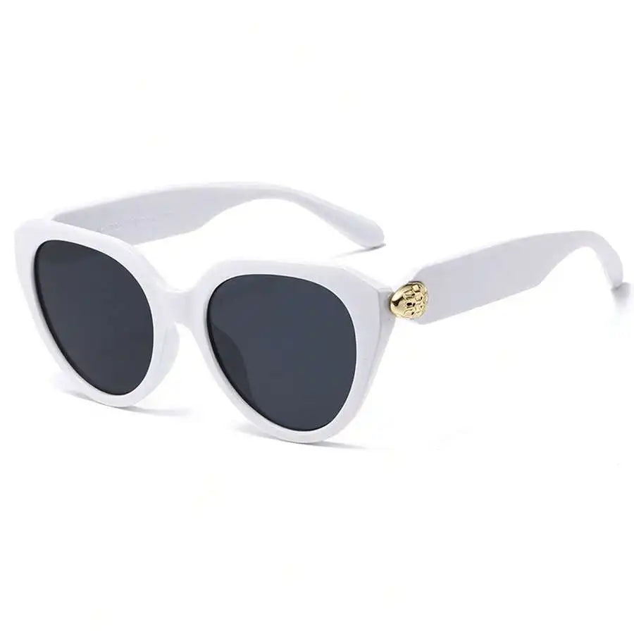 Cat Eye Photochromic Sunglasses For Women Black Frame UV400 Protection