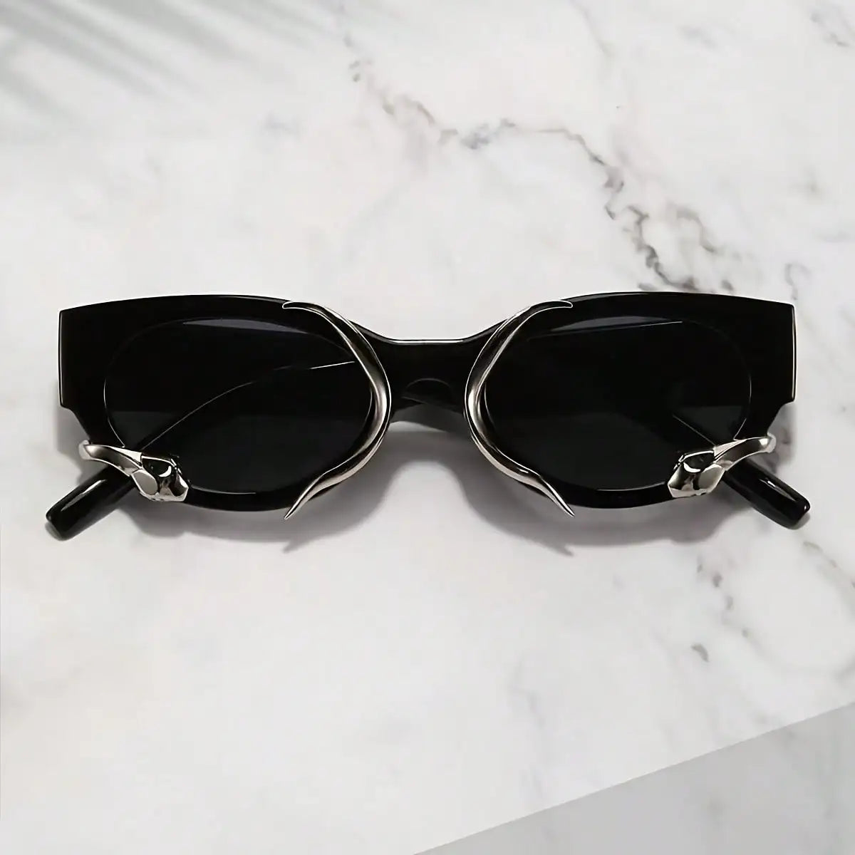 Y2K Retro Cat-Eye Fashion Glasses with Snake Pattern