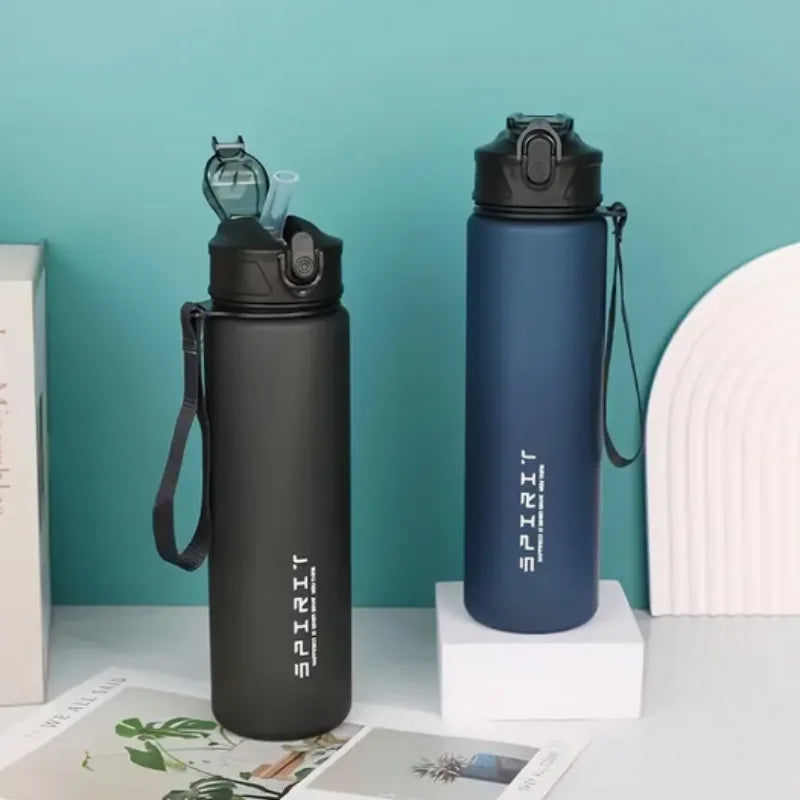 750ML Leak-Proof BPA-Free PC Sports Water Bottle with Straw & Handle, Insulated Design, Perfect for Fitness, Camping mbzr