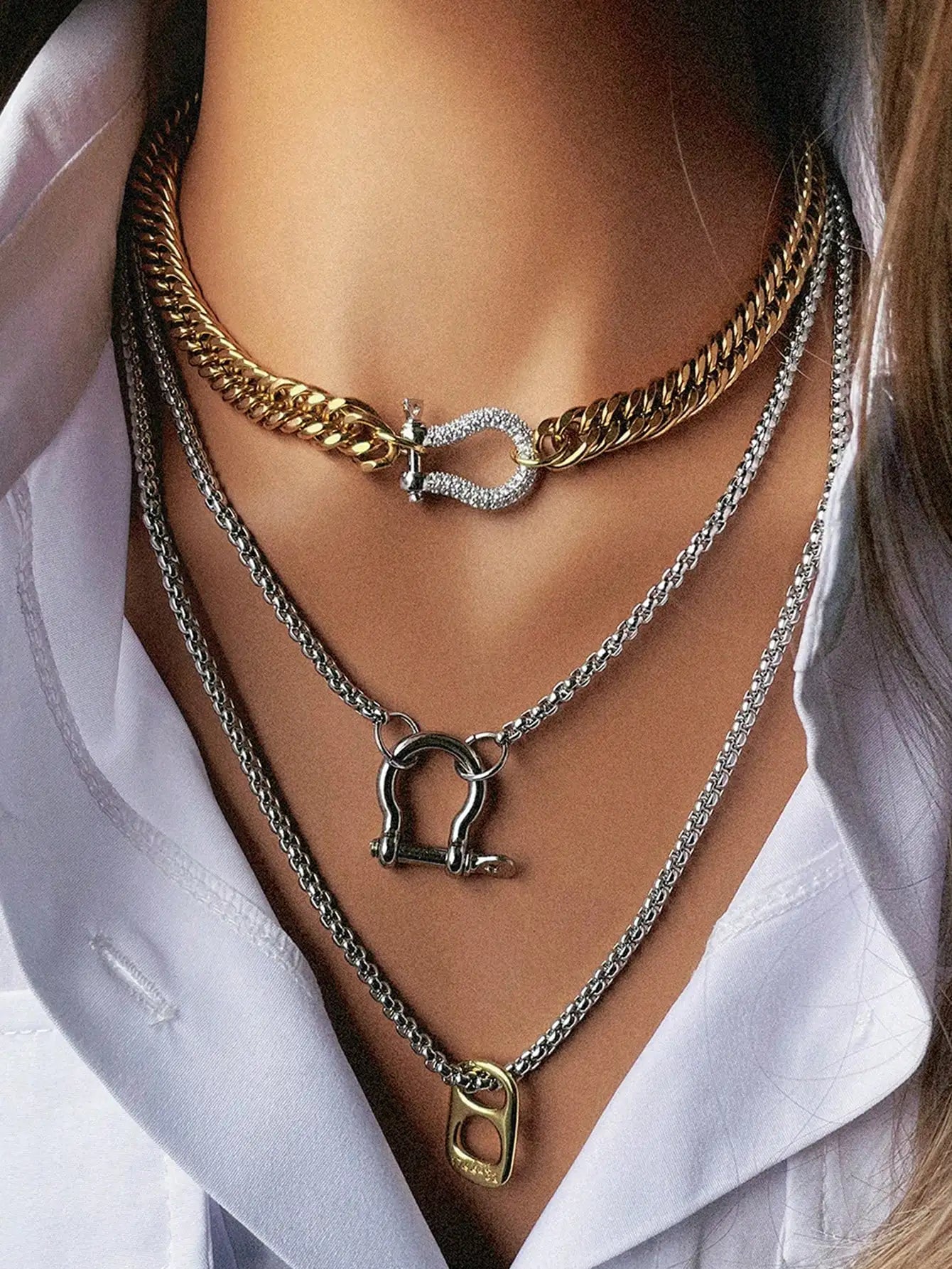 1PC A Women's Stainless Steel Chain Necklace With A Horseshoe Style Buckle, Exquisite and unique Horseshoe Necklace,For Daily W