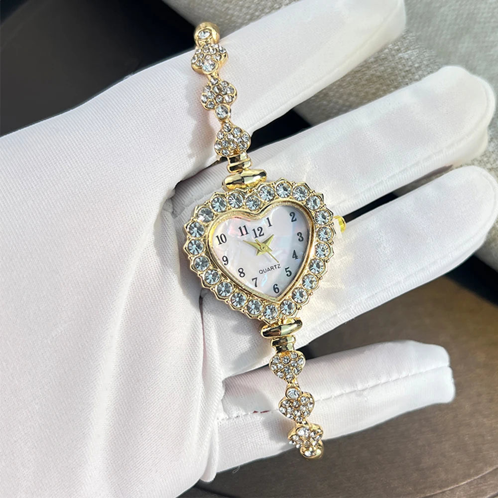 New Fashion Heart-shaped Ribbon-Strap Diamond-Studded Flower Watch for Women with Adjustable Bracelet mbzr
