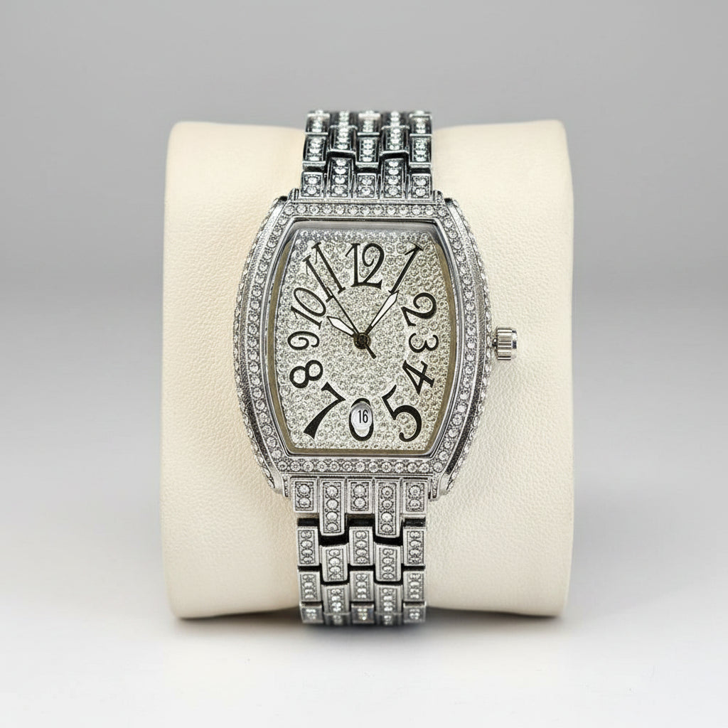 Hot Fashion Luxury Brand UNIGUET Womens Watch Elegant Pink Diamond Small Dial BlingBling Quartz Ladies Mini Iced Wristwatch Gift mbzr