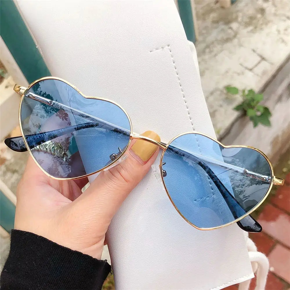 Trendy Heart-Shaped Glasses Women Heart Sunglasses Vintage Metal Frame Polarized Sun Glasses UV400 Eyewear