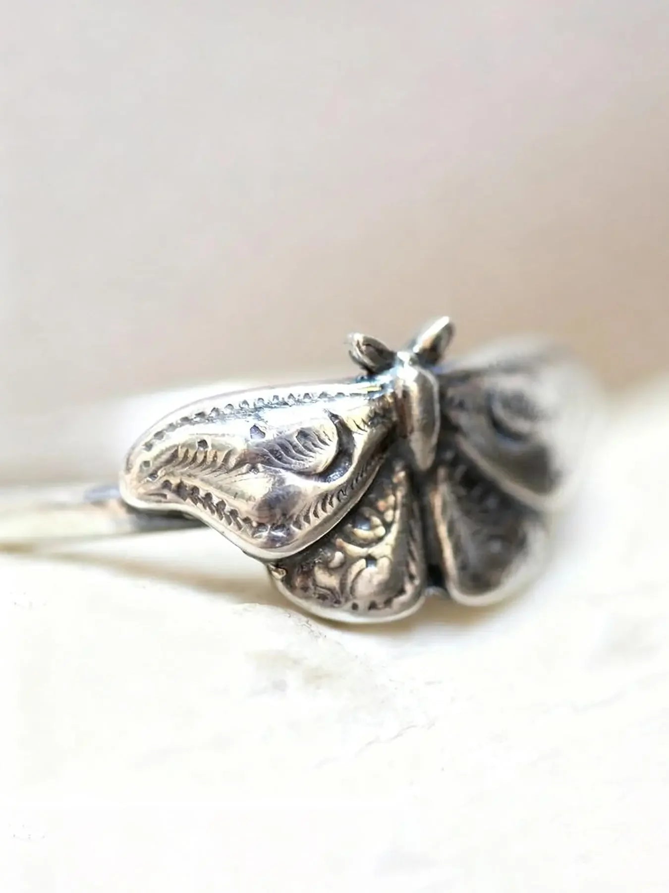 Gothic Dark Punk Moth Ring, Vintage Women's Party Creative Design Ring, Unique Personality Jewelry, Retro Style Accessory, Dark Aesthetic Rings, Statement Rings, Metal Rings