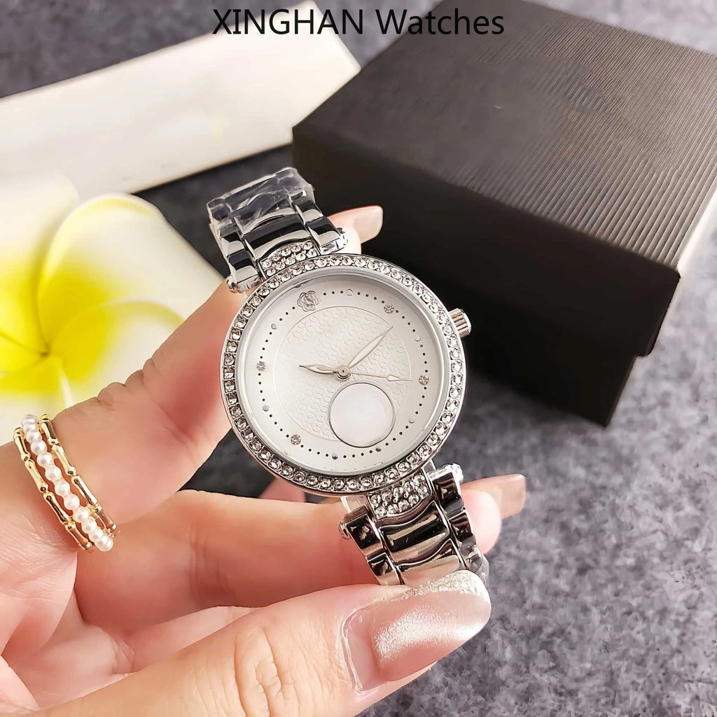High-end Women's Watches, 2026 French-style Luxurious Casual Ladies' Wristwatches, 32mm Creative Letter "Double C" Fashionable Gold-rimmed Diamond-studded Ladies' Watches, High-end Couple's Wristwatches. Quartz Wristwatches mbzr