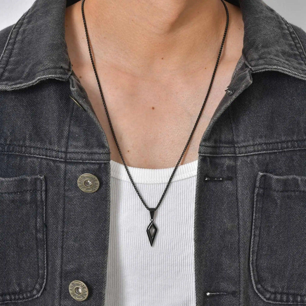 Vnox Beveled Four-Pointed Star Pendant Necklace, Stainless Steel Geometric Collar with Box Chain Gifts for Birthday Father's Day